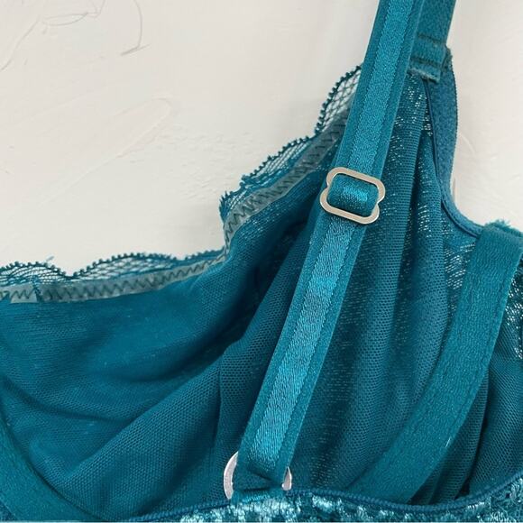 Intimint Teal Green Lace Demi Underwire Push Up Bra 34B Girly Romantic Lingerie - Picture 2 of 8